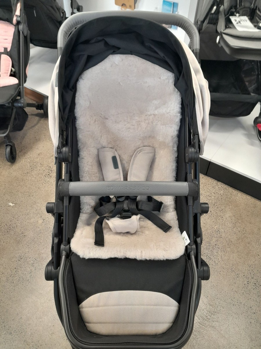 Going Places Auskin Travelling With Kids | Auskin Baby Sheepskin Stroller Liner - Oatmeal