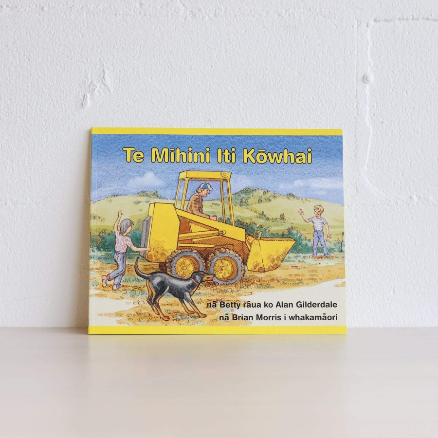 Books, Toys & Gifts Huia Te Reo Maori Books | Te Mihini Iti Kowhai